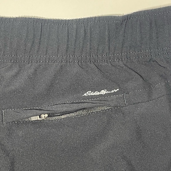 Eddie Bauer Women’s Black Pull On Traveler Pants Size Large - Picture 3 of 7